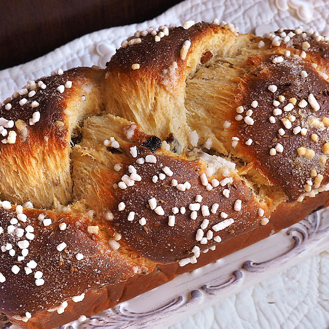 Treccia fichi, noci e uvetta con miscela Pan della Vigna